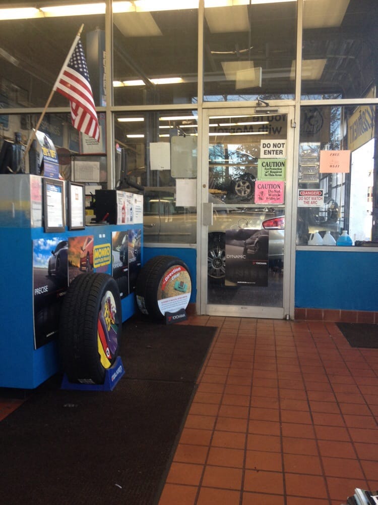 Brake Places Near Me >> Monro Muffler Brake & Service - 23 Reviews - Oil Change ... Brake Places Near Me >> Monro Muffler Brake & Service - 23 Reviews - Oil Change ...
