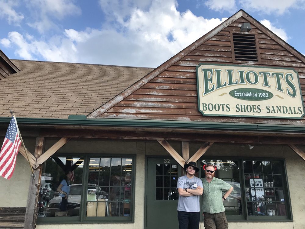 Elliotts Boots Shoe Stores 620 N Campbell Station Rd, Farragut, TN