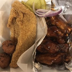 Tj S Catfish And Wings 58 Photos 94 Reviews En Photo Of Tj S Catfish And Wings Arlington Tx United States 2