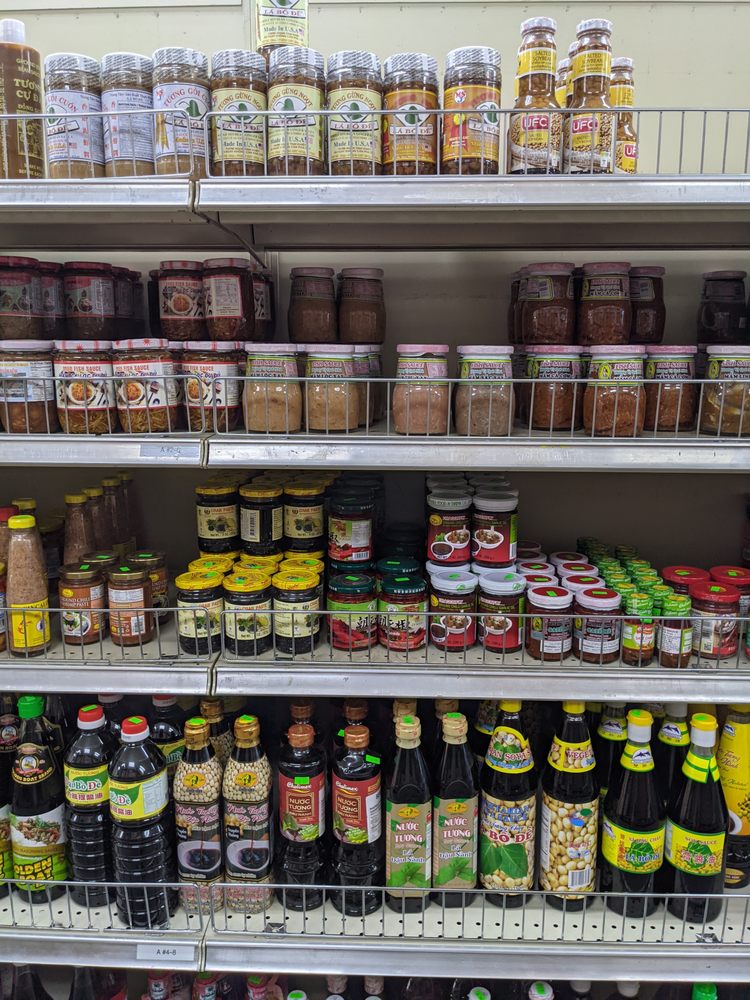 Anh Dao Sakura Oriental Market