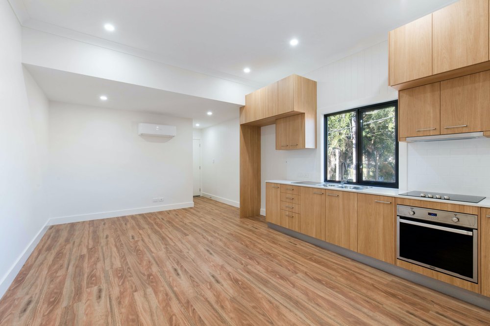 Mr.Flooring