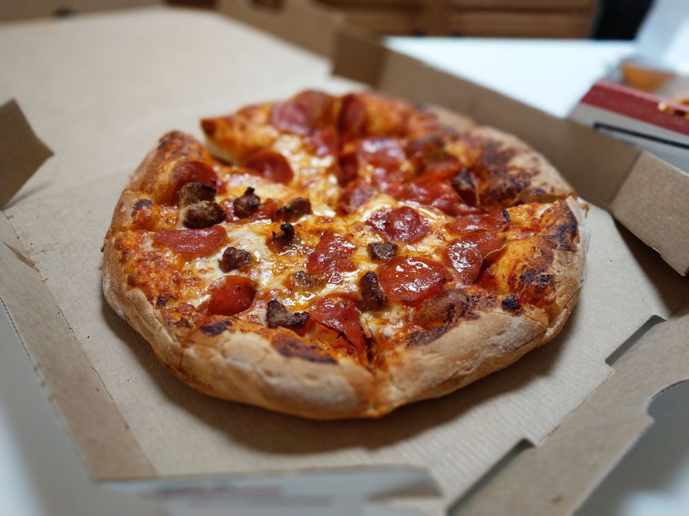 Toppers Pizza
