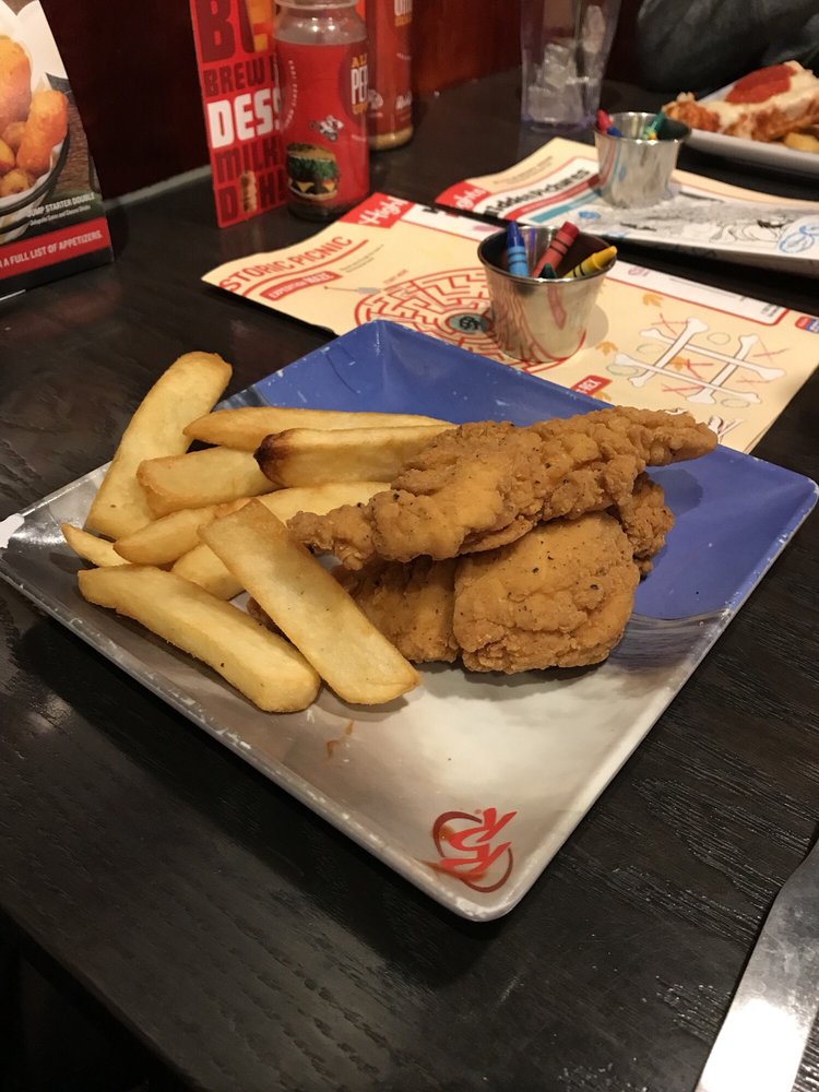 Red Robin Gourmet Burgers and Brews