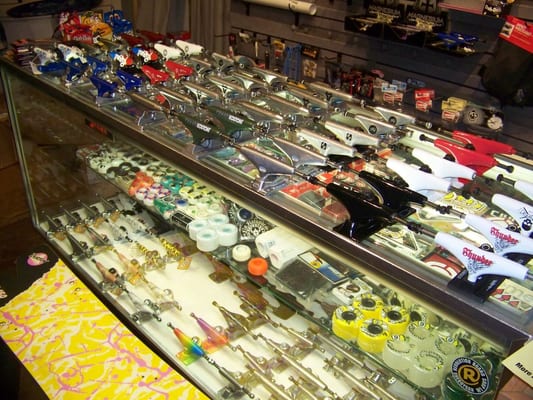 Revolution Shoe Stores 3347 Kohler Memorial Dr