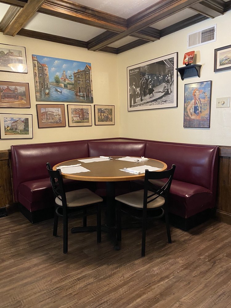 Jioio's Family Restaurant