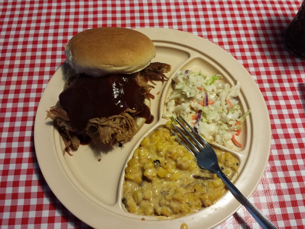 Whole Hog Cafe 31 Photos & 101 Reviews Barbeque 224 W Sunshine St