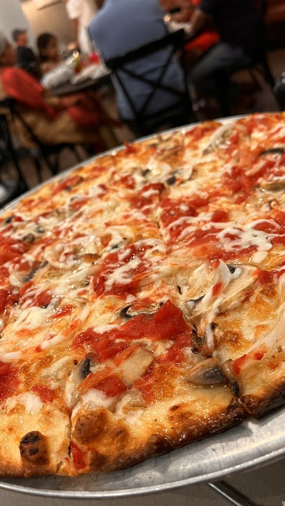 Delorenzo's Tomato Pies