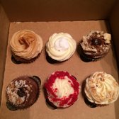 Cakehead Bakeshop - 20 Photos & 22 Reviews - Bakeries - 188-B W Main St