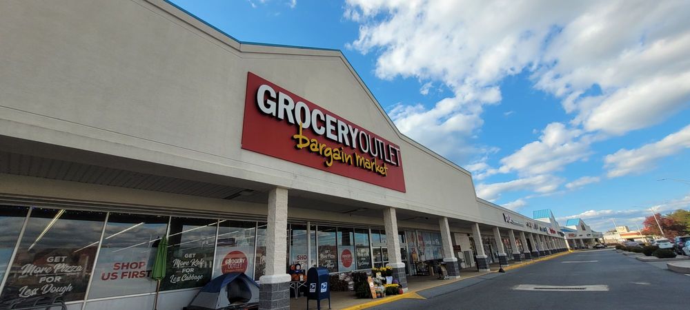 Grocery Outlet Bargain Market