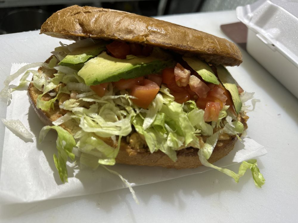 Vargas Taco Truck & Snackismo