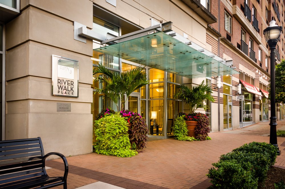 Riverwalk Apartments Reviews Riverwalk Apartments Reviews
