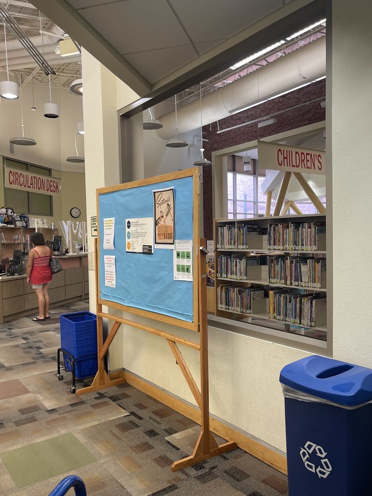 Dorris Van Doren Library