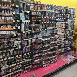 Dollar General 14 Mga Larawan Discount Store 767 Main St E