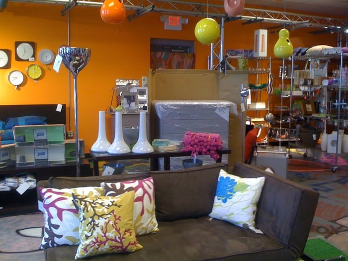 image of business Nouveau Classics