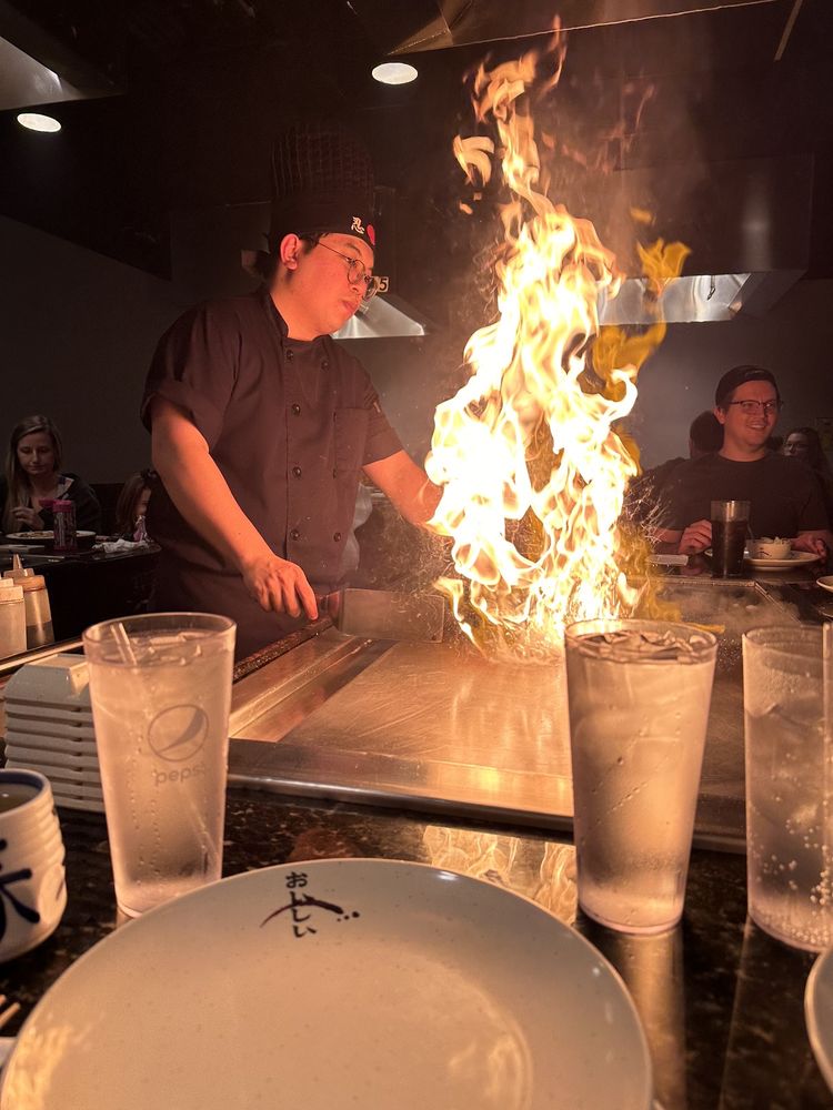 Noboru Japanese Steakhouse & Sushi Bar