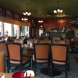 Monte Cristo S Restaurant 81 Photos 112 Reviews Seafood 259 Photo Of Monte Cristo S Restaurant Lake George Ny United States Dining Room