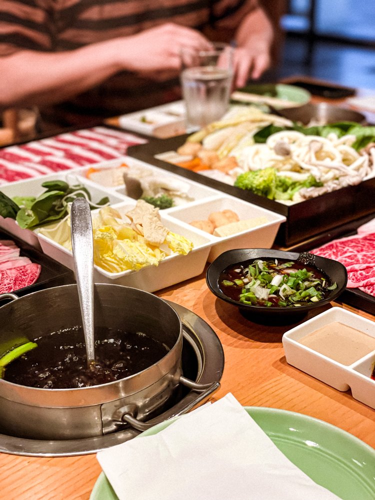 Mumu Hot Pot
