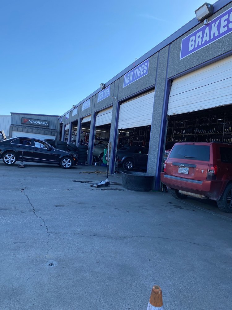 Tire Store Service Center