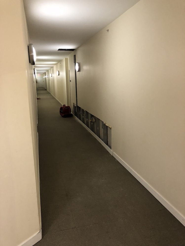 Capitol Hill Tower 14 Reviews Apartments 1000 New Jersey Ave Capitol Hill