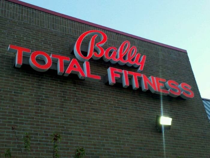 Bally Total Fitness CLOSED Gyms 40700 Ann Arbor Rd E, Plymouth