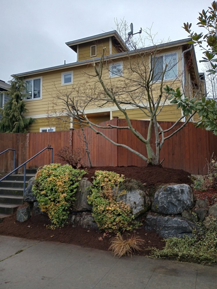 Nature Landscaping Maintenance