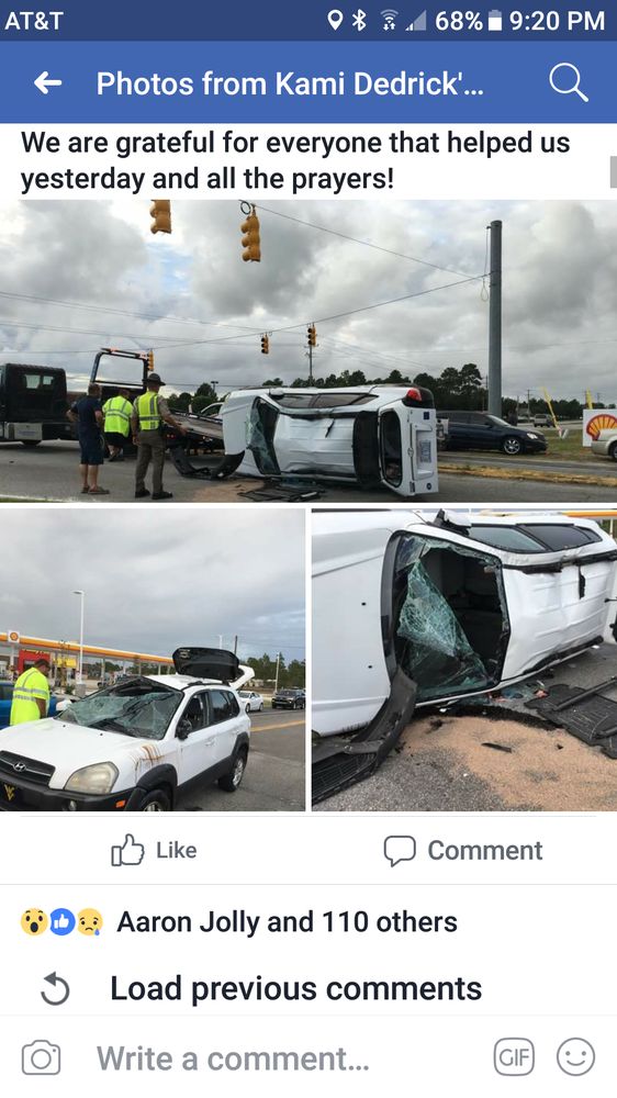 Hooked-Up Towing & Recovery