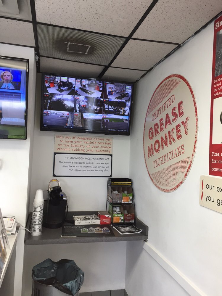 Grease Monkey Oil Change Stations 778 E Rollins Rd Round Lake Grease Monkey Oil Change Stations 778 E Rollins Rd Round Lake Beach Il Phone Number Yelp