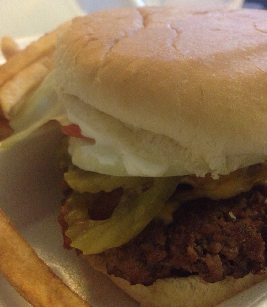 Bob’s Restaurant Burgers 1004 Walnut Ave, Vinton, VA Restaurant