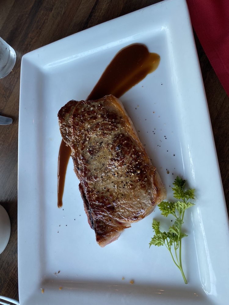 Austin’s Steak and Saloon