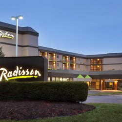 Best Hotels With Jacuzzi In Room Cuyahoga Falls Oh Last Radisson Hotel Akron Fairlawn
