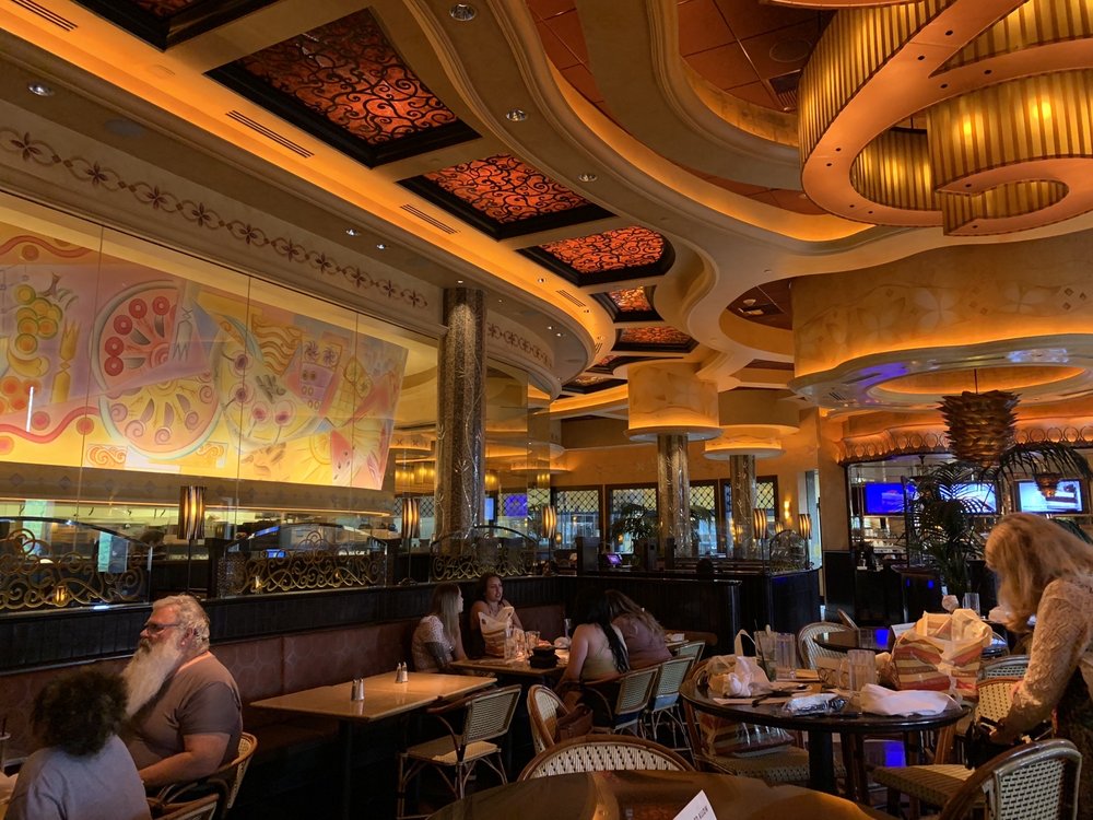 The Cheesecake Factory, Novi Roadtrippers