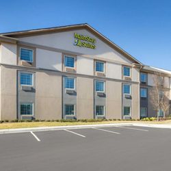 Mainstay Suites Cartersville Emerson Lake Point 17 Photos Photo Of Mainstay Suites Cartersville Emerson Lake Point Ga United States