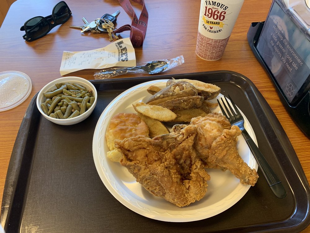 Lee's Famous Recipe Country Chicken