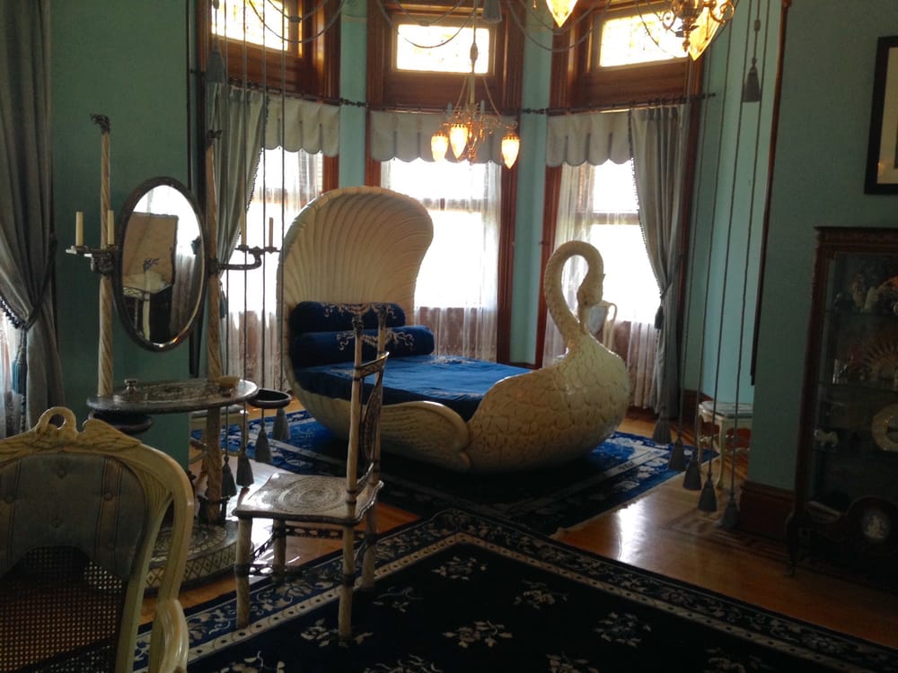 The swan bed in the blue room at Maymont. - Yelp