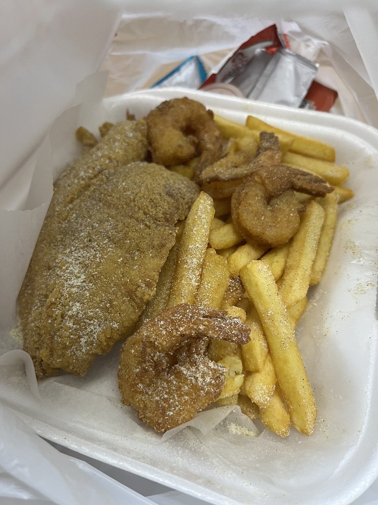 Snappers Fish and Chicken