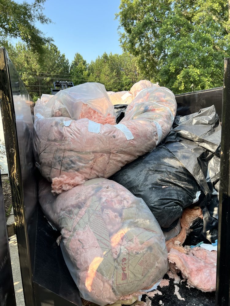 R&J Dump And Hauling Solution