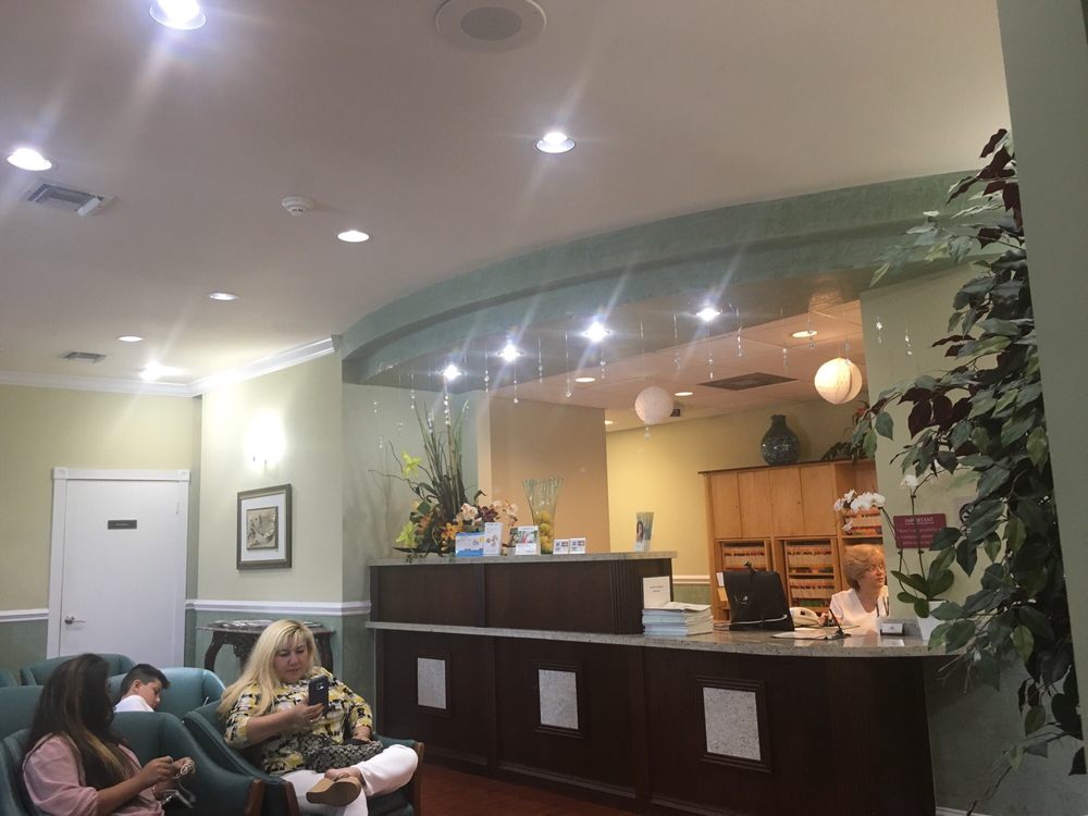Fernandez Dental Office Cosmetic Dentists 8180 NW 155th St, Miami