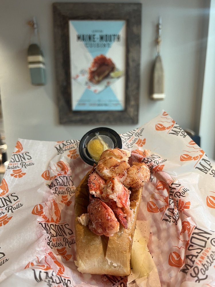 Mason's Famous Lobster Rolls - Seattle