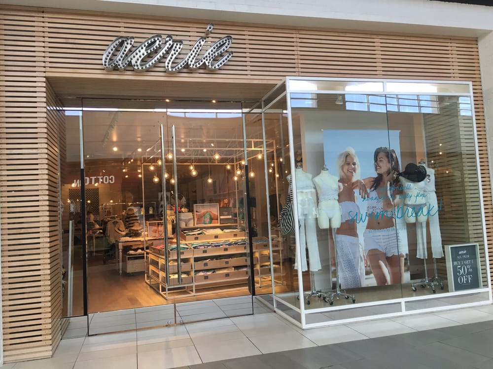 Aerie Women's Clothing 3525 Carson St, Torrance, CA Phone Number