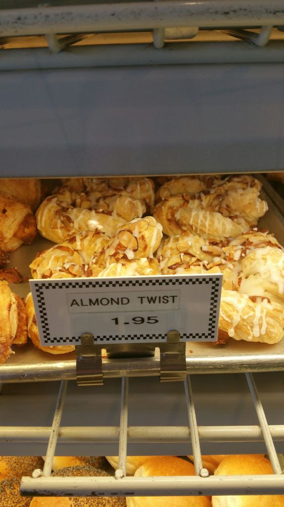 Arlington Cake Box Bakery 41 Photos & 40 Reviews Bakeries 1617 W