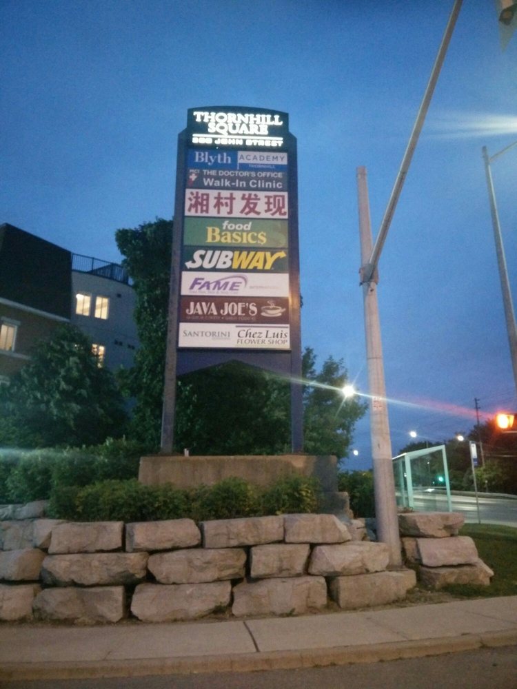 Thornhill Square Shopping Centre