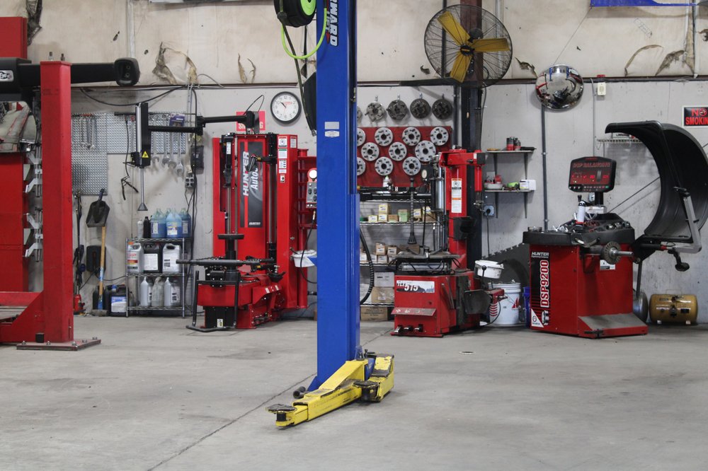 Derham's Alignment & Brake Center