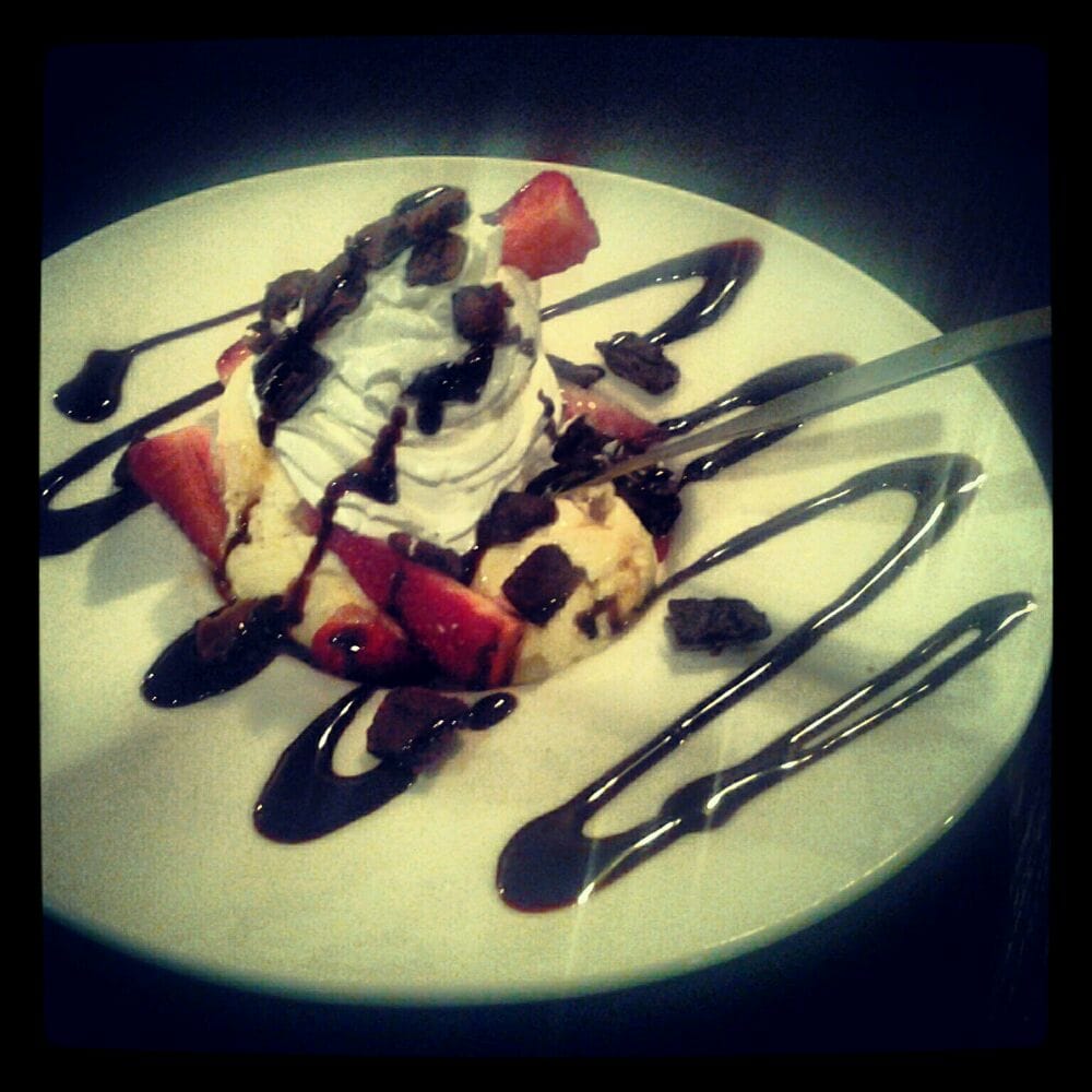 The Quot Only Quot Sundae Chocolate Covers Bacon Vanilla Ice