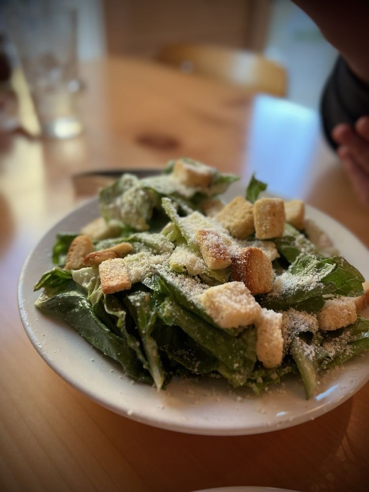 Dylan’s Coal Oven Pizzeria