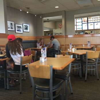 Culver S 14 Reviews Burgers 23180 Volbrecht Rd Crete Il Photo Of Culver S Crete Il United States Interior
