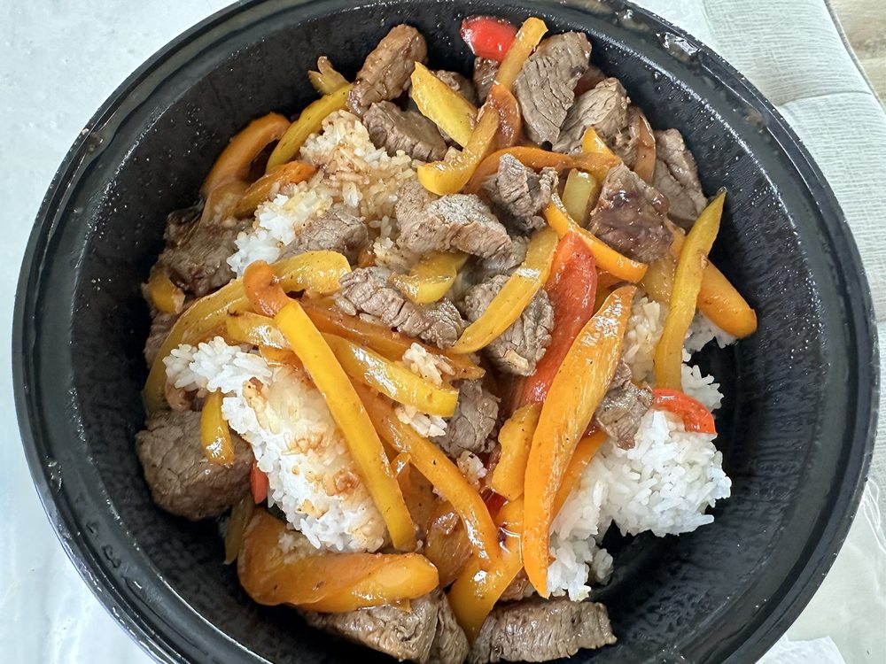 Puffy's Magic Dragon, Carolina Beach Roadtrippers