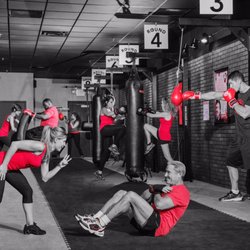 9round 36 Photos 31 Reviews Boxing 7074 Edinger Ave Photo Of 9round Huntington Beach Ca United States
