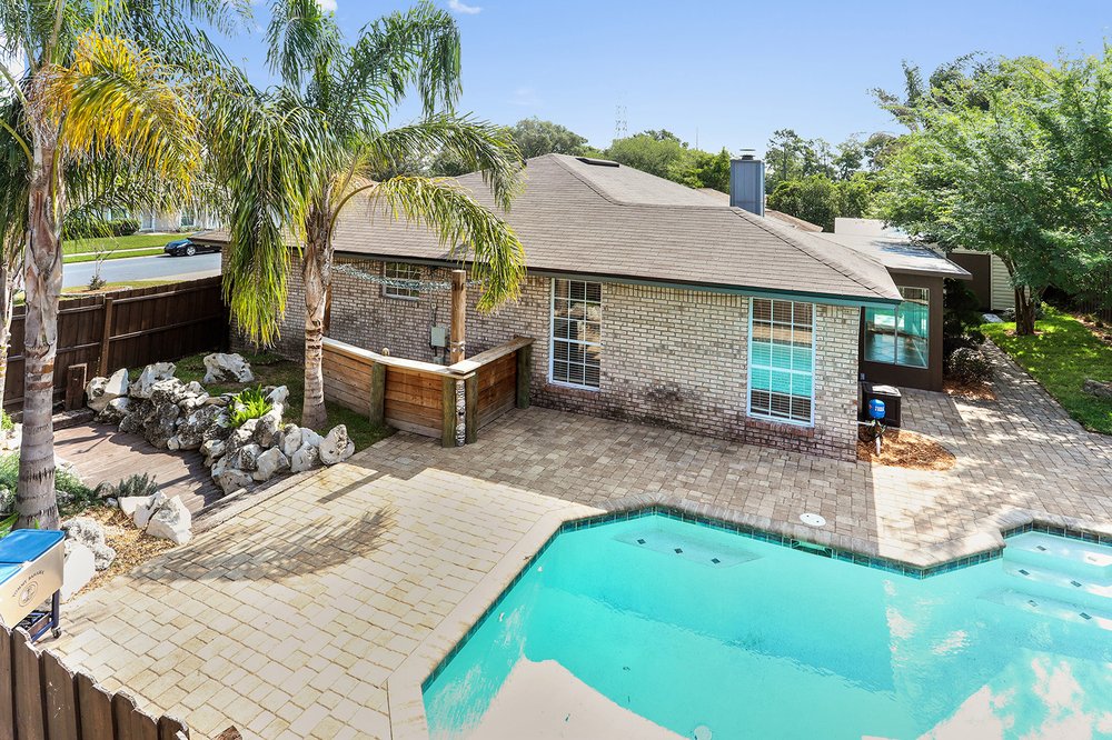 Jennifer Solomon - Watson Realty