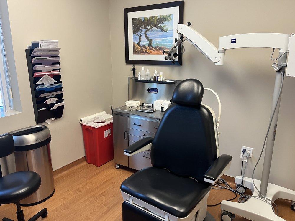 image of business Ashley Balaker, MD
