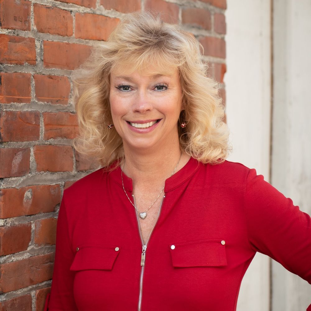 Jen Murrweiss - RE/MAX Elite